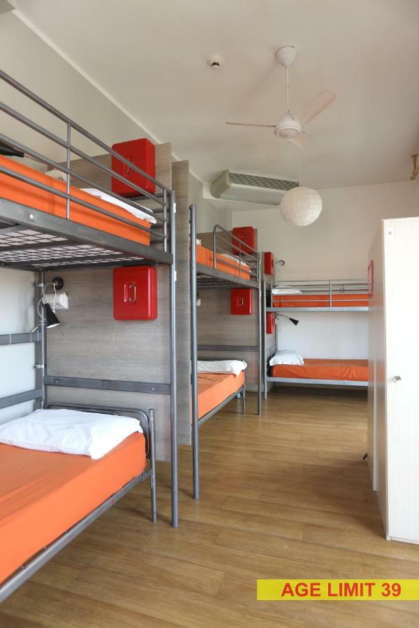 Jammin' Hostel & Bar Rimini Exterior photo